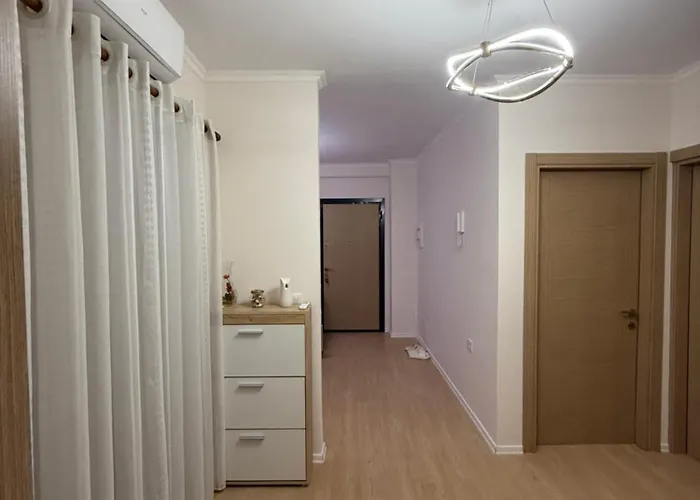 Nene Tereza Airport *