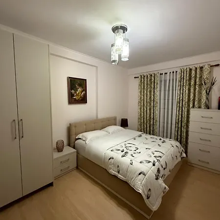 Apartman Nene Tereza Airport Valjiosi