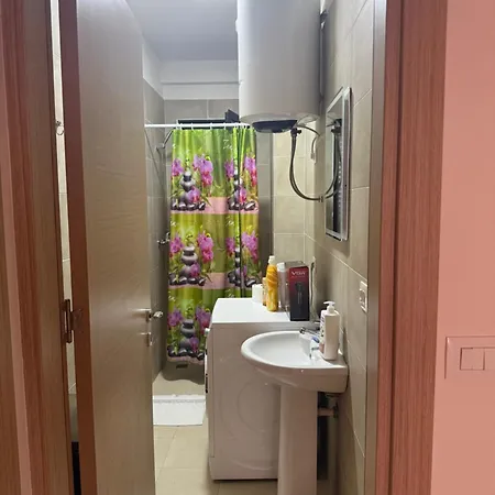 Apartman Nene Tereza Airport