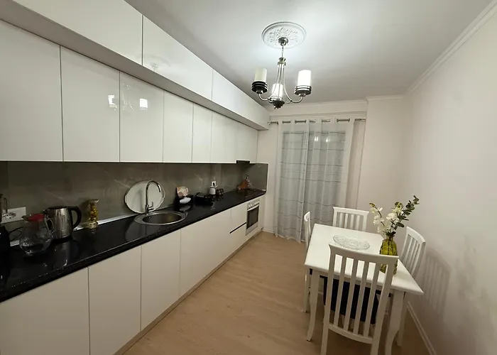 Nene Tereza Airport * Valias